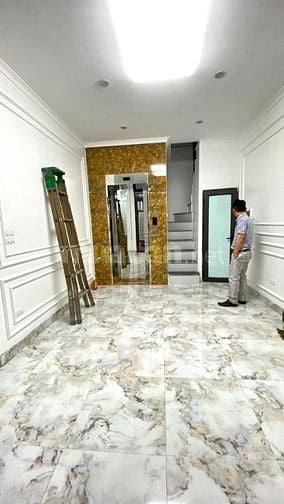 42M2*5 TẦNG THANG MÁY MỚI TINH_TRƯƠNG ĐỊNH_GẦN BÁCH KINH XÂY_8.9 TỶ.