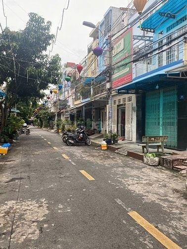 bán nhà gần sân bay, giá đầu tư,hẻm oto 6 tỷ xíu đẹp lung linh