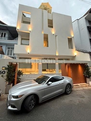 Cần bán siêu phẩm Viila hiện đại sang trọng tại khu vực thảo điền Q.2