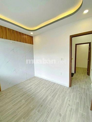 Ra nước ngoài sinh sống bán gấp nhà 1T2L Trịnh Như Khuê. SHR
