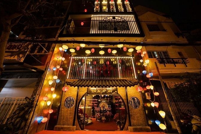 CHO THUÊ NHÀ THANG MÁY - MẶT TIỀN TRƯỜNG SƠN, P.15, QUẬN 10