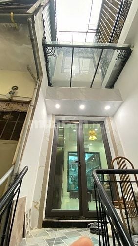 Siêu phẩm hiếm phố cổ Q Hoàn kiếm nhà Penhouse sử dụng 120m
