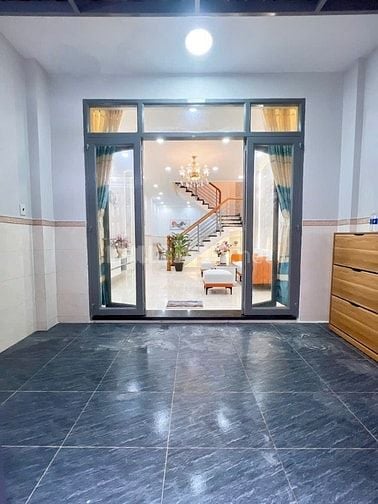 Nhà3-tầng-thống-nhất-gò-vấp-nhà đẹp nội thất đầy đủ vô ở liền