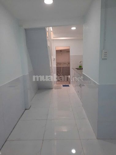 Cho thuê nhà hẻm 3m(XM) Đường 702 Hồng Bàng, P.1, Q.11 giá 8.5tr