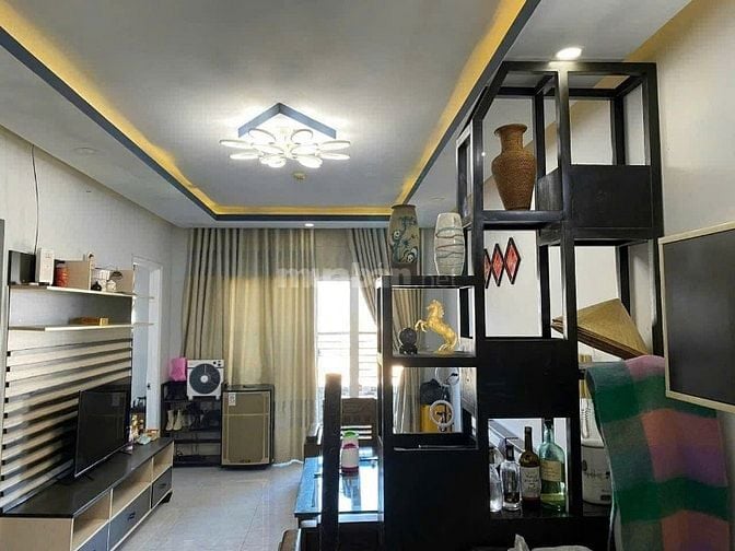 Chung cư Era-useful, Lạc Long Quân, P6, TB: 65m2, 2p ngủ, 2wc 9tr/th
