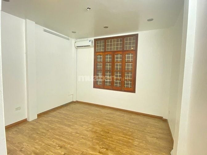 Cho thuê nhà phân lô KĐT Định Công,Hoàng Mai,ôtô dừng đỗ, VP .Giá 16tr