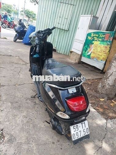 Bán xe vespa đen