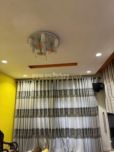 NHÀ BÁN MẶT TIỀN TRẦN VĂN KIỂU Q6 NỘI THẤT GỖ CAO CẤP GIÁ 13,5 TỶ 