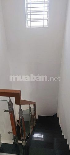 Chính chủ bán nhà kết cấu 1T 1L 2 PN - 2 Toilet