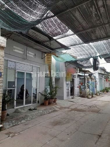 Ngậm Ngùi Bán Dãy Trọ 20 Phòng Ngay KCN trảng bàng,dt 443m2,giá 985tr 