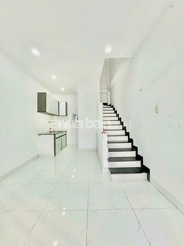 Nhà mới đúc lầu hẻm thông xe hơi 1 xẹc lê đức thọ gò vấp 7tr còn bớt