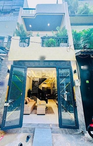 Cô Hoa định cư nước ngoài bán gấp nhà Nguyễn Trãi,Q5 56m2,giá 2tỷ150