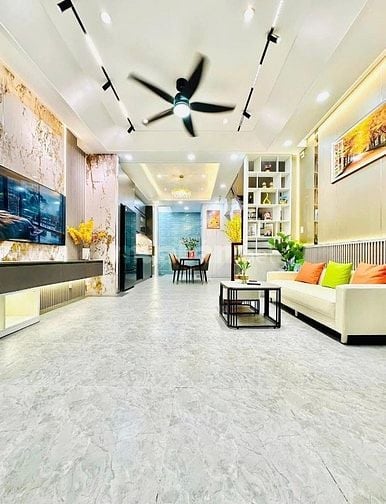 Bán nhà kế Cao Đẳng Kinh Tế Đối Ngoại- 45m2 3ty160 đường Đoàn Thị Điểm
