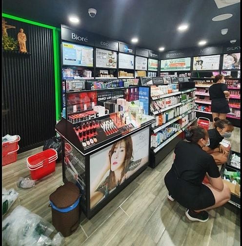 TUYỂN DỤNG NHÂN VIÊN NAM/NỮ BÁN HÀNG TRỰC TIẾP TẠI SHOW ROOM (TP.HCM) 