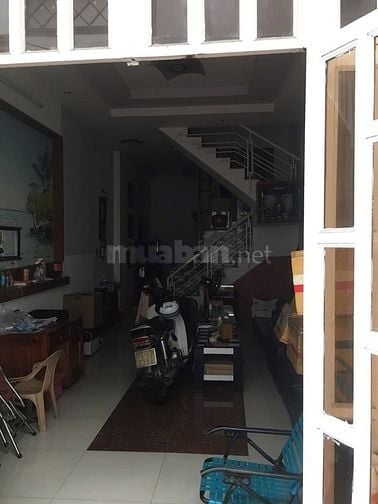 Nhà 4x13m chưa bao gồm sân riêng 4x3m , 2 phòng ngủ 2 nhà vệ sinh