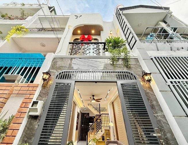 Nhà sổ riêng 1tỷ650 34m2 Hậu Giang P6 Q6. Đang cho thuê 9 triệu