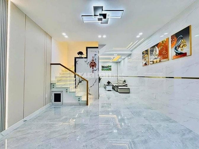 Nhà đẹp 43m2 gần chợ Cây Quéo - Hoàng Hoa Thám, Bình Thạnh chỉ 2ty850