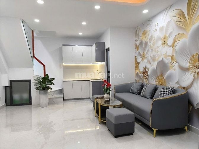 Cách mặt tiền Hưng Phú chỉ 10m P9Q8.nhà mới 2lầu.