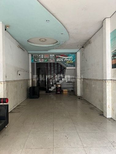 Cho thuê nhà 139 Cao Thắng q 3, 4x11, 2 lầu, 28tr, LH:0339507189