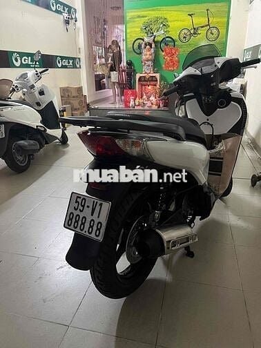 sh 150i nhập Ý ngũ quý 8