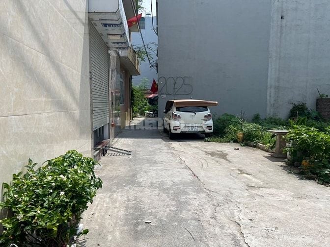 NHÀ MỚI, LÔ GÓC 2 MẶT NGÕ THÔNG, FULL NÔI THẤT- MONING ĐỖ CỬA