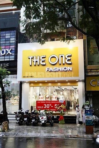 Cho thuê 1 phòng duy nhất còn lại tại tầng 5 số 256 Bà Triệu, Hà Nội