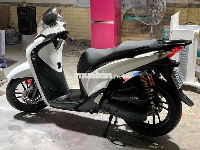 mình cần bán xe sh 150 . xe chính chủ . ***