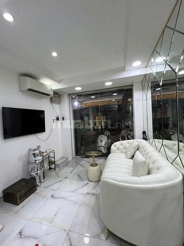 🚘🚘 SIÊU HIỂM XE HƠI LÊ HỒNG PHONG Q,10 - 4 TẦNG BTCT-  KINH D
