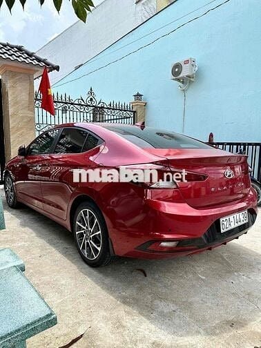 Hyundai Elantra 2019 2.0AT - 31790 km