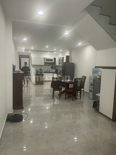 Nhà đẹp 2 lầu đường số 85 P. Tân Quy,Quận 7, dt 4x20m