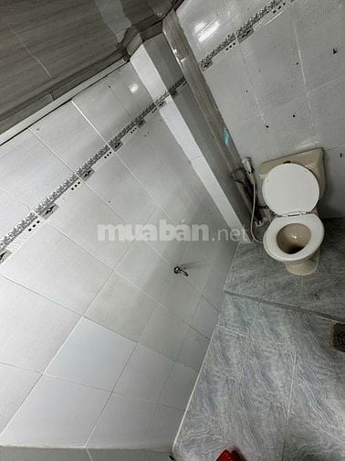 3,85 tỷ nhà cực rộng 65 mét đất , nở hậu đẹp , Sổ hồng riêng cc ngay