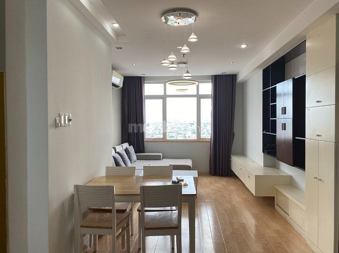 Bán căn hộ chung cư Ngô Gia Tự, Q10,  74m2, 2pn, 2wc, 3.3 tỷ, SH