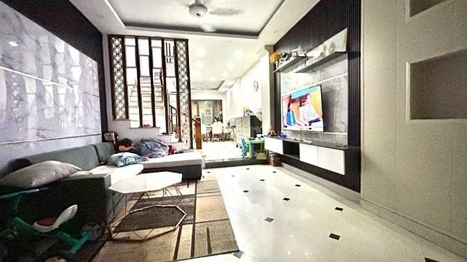 Cho thuê nhà nguyên căn 4 tầng diện tích 50 m2