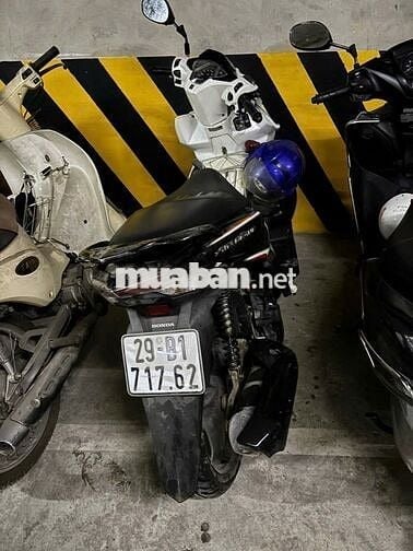 Airblade 2016 đen trắng, biển 29B1