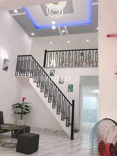 Bán nhà 1/ ngắn đường nguyễn thị trọn 200m DT:4mX14m 1T+ lầu 2pn 