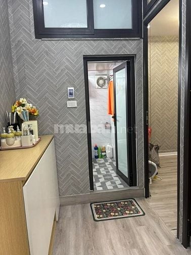 Nhà đẹp ngõ Nguyễn Khiết, giá 4.95 tỷ, 24m2x2T, ẢNH THẬT 