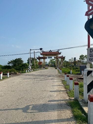 Cần bán lô đất đẹp mặt tiền 16m, giá 850 triệu Tứ Hạ, Hương Trà.