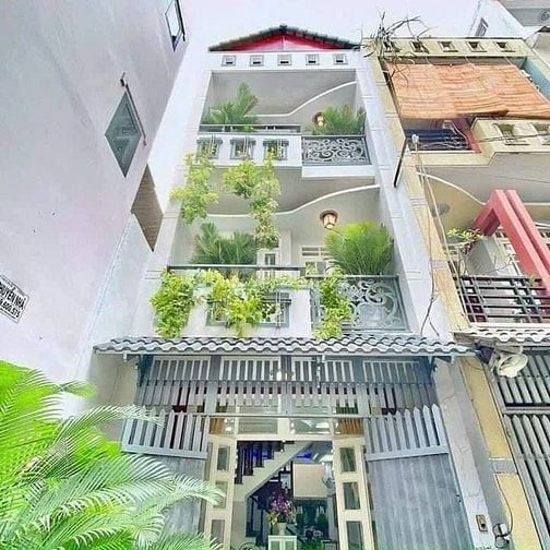 SIÊU RẺ! Vị trí đẹp gần MT chỉ 3tỷ760 TRẦN HỮU TRANG- 4x15,9m, 3 tầng.