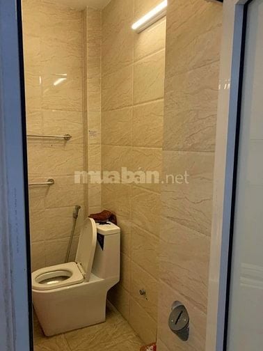 Bán nhà ngõ Đội Cấn, giá 7.35 tỷ, hơn 35m2, ngõ thoáng 