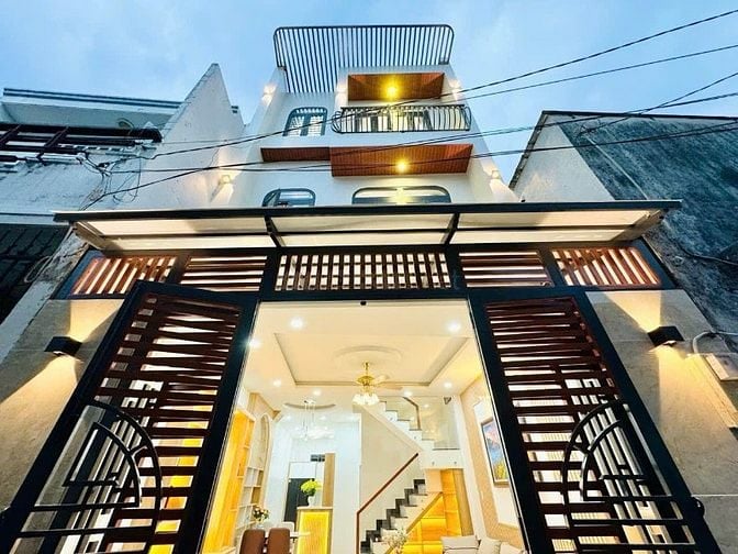Bán nhà hẻm 4m Cù Lao, P2 Q. Phú Nhuận giá 2tỷ350tr DT 53m2