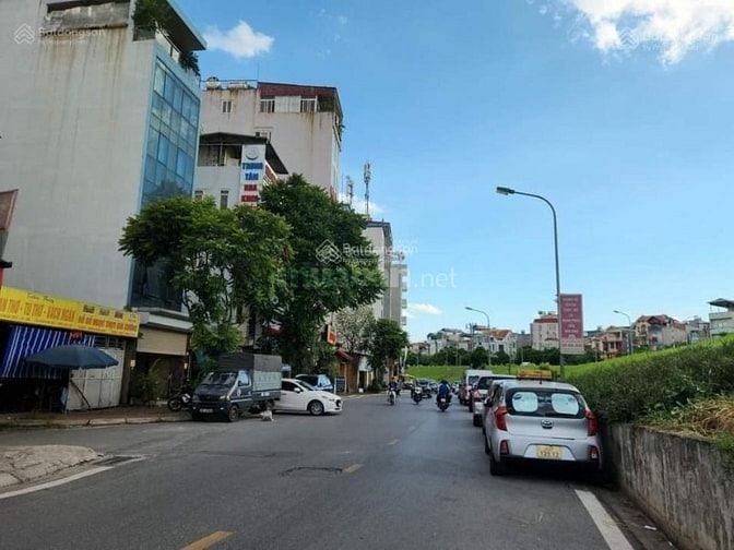BÁN ĐẤT PHỐ NGỌC THỤY - ĐƯỜNG OTO TRÁNH - KINH DOANH - MẶT TIỀN 5.6M
