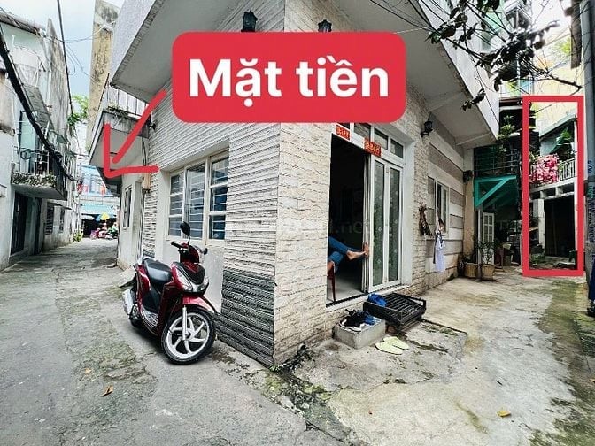 Nhà Chính chủ sát mặt tiền Nguyên Hồng P11 Bình Thạnh