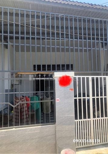 CẦN BÁN NHANH NHÀ NHÀ CẤP 4 GÁC LỬNG ĐÚC KIÊN CỐ GIÁ RẺ NHẤT KHU VỰC