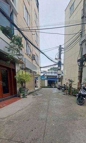 ĐẤT PHỐ Ô CÁCH 42M, MT 9.6M - OTO TRÁNH - KINH DOANH - 8.5 TỶ