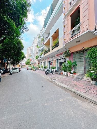 Mặt Tiền Khu Víp Phan Xích Long Cạnh Khu Đường Hoa - Full Nội Thất Xịn