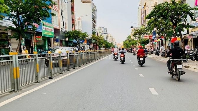 Nhà mặt tiền Lũy Bán Bích 10x26m vị trí kinh doanh đắc địa ngày đêm