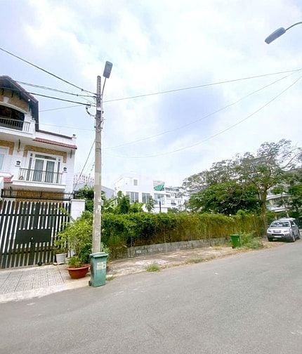 Bán lô đất khu 204 Nguyễn Văn Hưởng, Thảo Điền, DT 190m2, ngang 9.5m