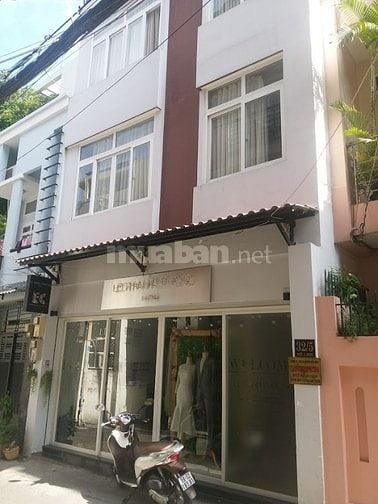 CHO THUÊ VĂN PHÒNG LẦU 1 – VỊ TRÍ ĐẮC ĐỊA GẦN TRUNG TÂM QUẬN 1
