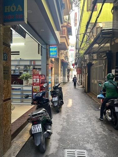 Cần bán gấp nhà liền kề Nghĩa Đô, phân lô, ô tô, kinh doanh, giá tốt