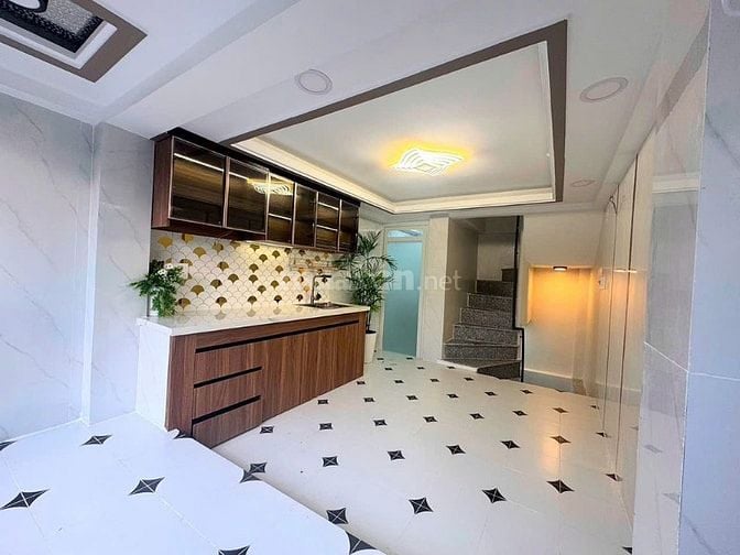 MẶT TIỀN KINH DƯƠNG VƯƠNG ,7 TẦNG,((6T))